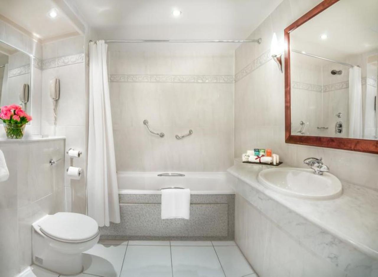 Clayton Hotel & Leisure Club Слайго Экстерьер фото