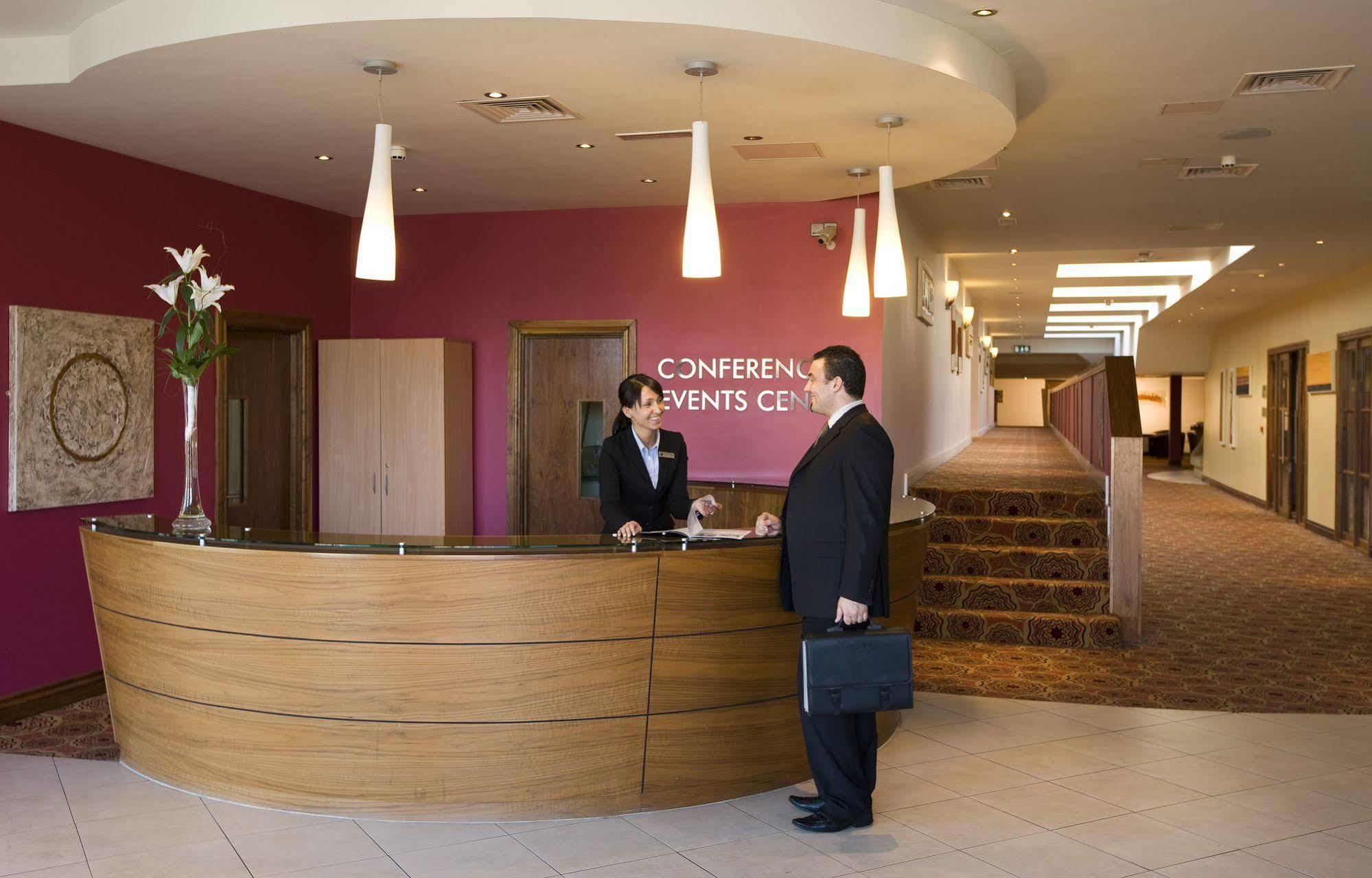 Clayton Hotel & Leisure Club Слайго Экстерьер фото